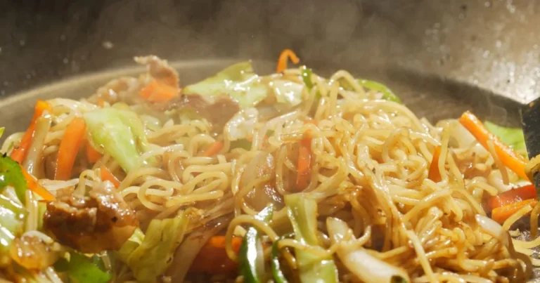 bún gạo xào singapore